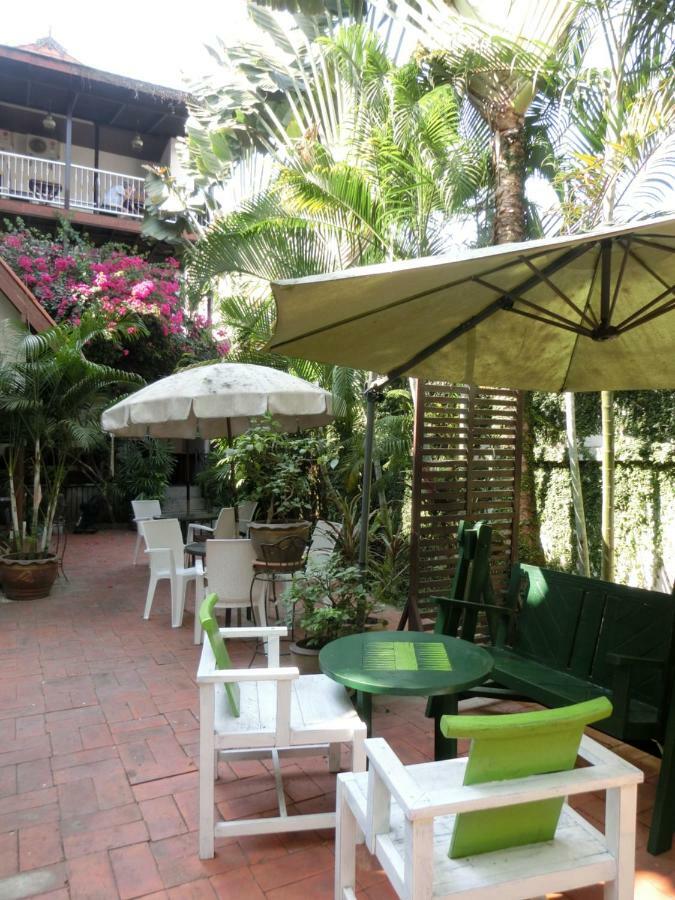 The Travellers Arms Chiang Mai Exterior foto